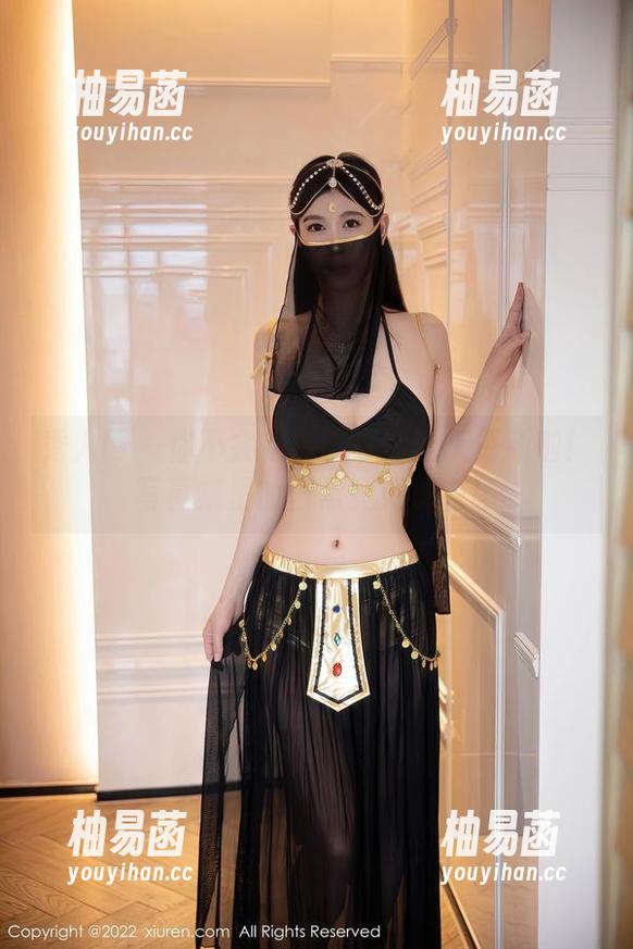 秀人网 - 你不会相信：小蛮妖又更新啦！写真集里的日常竟如此有趣