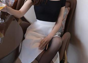 秀人网 - 慧敏Vivi的校服变换，感觉图库分享就是一场轻松的体验游。