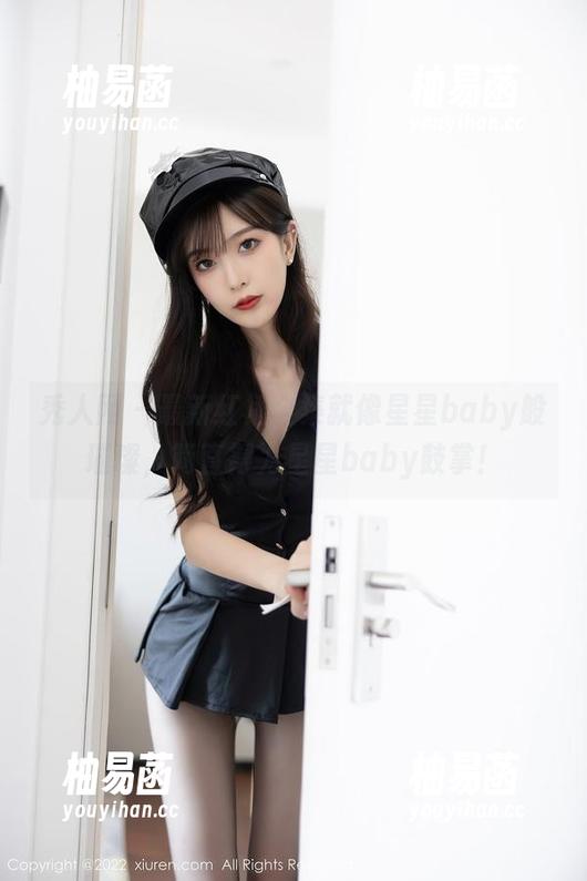 秀人网 - 最新红裙合集就像星星baby般璀璨，简直得为星星baby鼓掌！