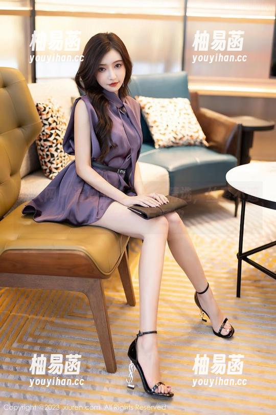 秀人网 - 清妙的修女写真精选，丝毫不遮掩的优雅与顽皮