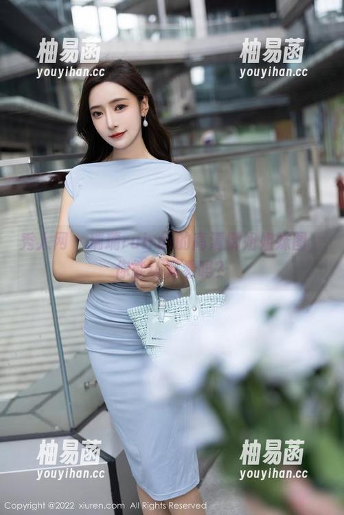 秀人网 - 瑞瑞ruirui的高清御姐姐妹图，你能认真看吗？
