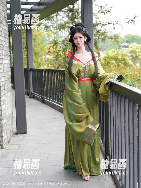 秀人网 - 谭小灵天台福利，能不能把这些宝藏图包分享给我？
