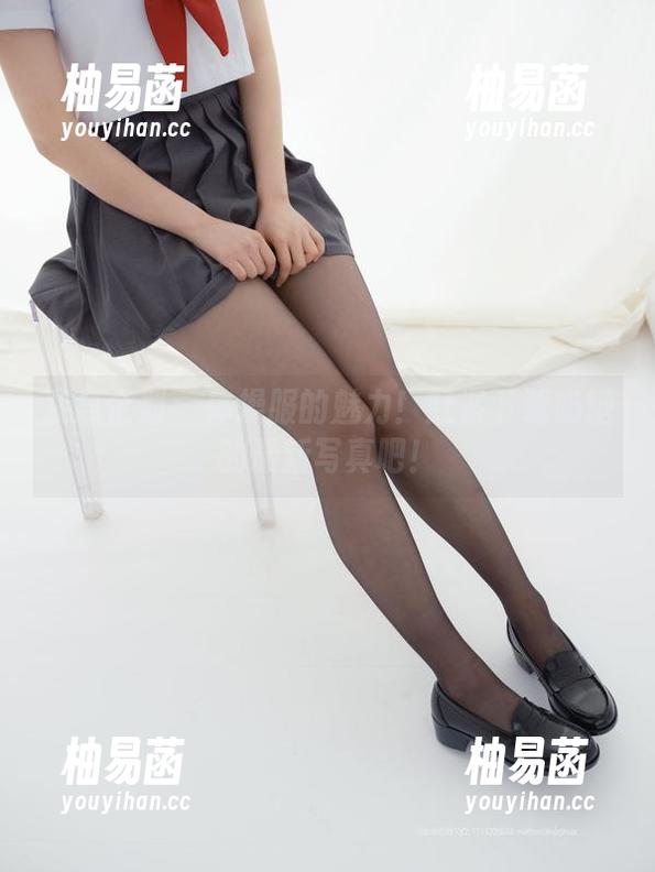 紧急企划 - 体操服的魅力！赶紧下载奶糖的最新写真吧！