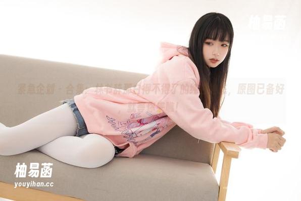 紧急企划 - 合集：林书辞那白得不得了的纯白神态，原图已备好，就等你来瞧！