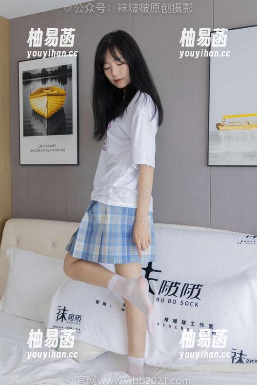 袜啵啵 - 拯救小安的奇幻和服之旅，最新套图中每一刹那都在和小虫们进行深情对视！