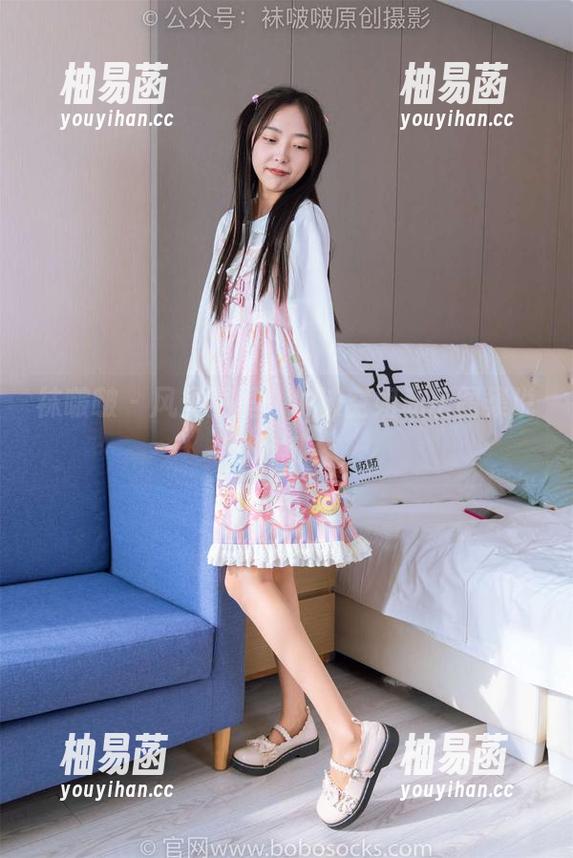 袜啵啵 - 风里雨里，小沫空姐私房图集说来就来！