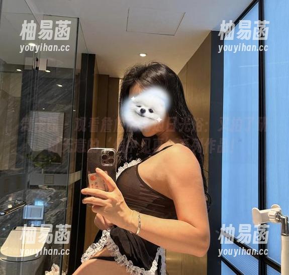 微密圈 - 观看詹詹的海边日光浴：又拍了研讨无意的‘假中见真’系列作品！