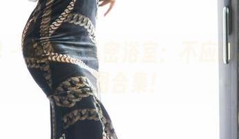 语画界 - 奶瓶的私密浴室：不应该被拍的套图合集！