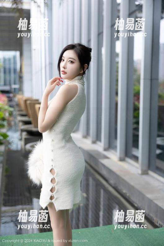 语画界 - 该死的李丽莎双马尾，快来下载这组图片吧！