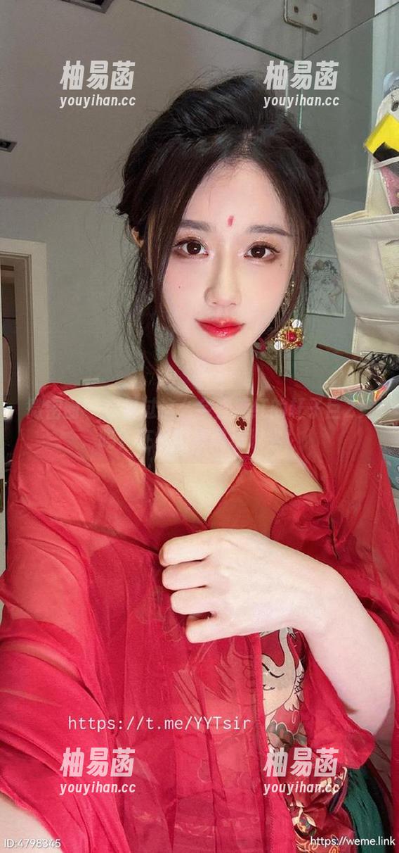微密圈 - 你见过这么会穿酒红的轩子巨2兔吗？在线图集照进现实！