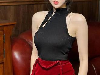 微密圈 - 私拍时刻，轩子巨2兔化身兔女郎，这波兔耳子好可爱！