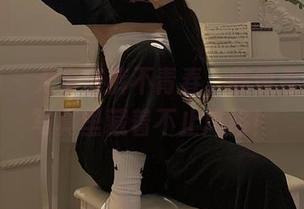 微密圈 - 无牛仔裤不青春，陈佩奇的免费写真里藏着不止风格！