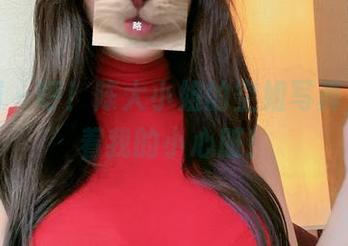 微密圈 - 呼！陈大小姐的空姐写真，操控着我的小心脏！