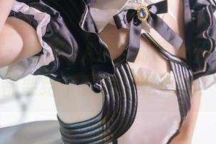 照片分享：雪琪SAMA对镜女仆，连镜子都要给个赞的轻松时刻！
