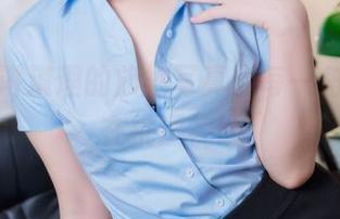 雯妹不讲道理的旗袍写真，每一角度都像在挑逗视线