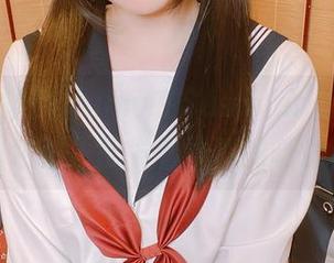 看啊，霜月shimo在Summer里舞动，图包似乎散发着青草的味道。