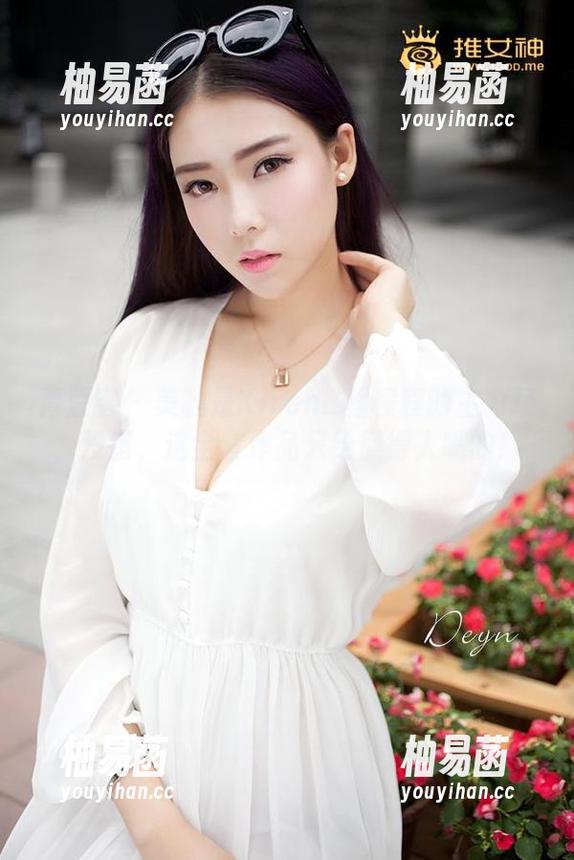 青豆客 - 美腿是Kiren_程程程的主力军，没错，这全套作品只给懂得人瞧的！