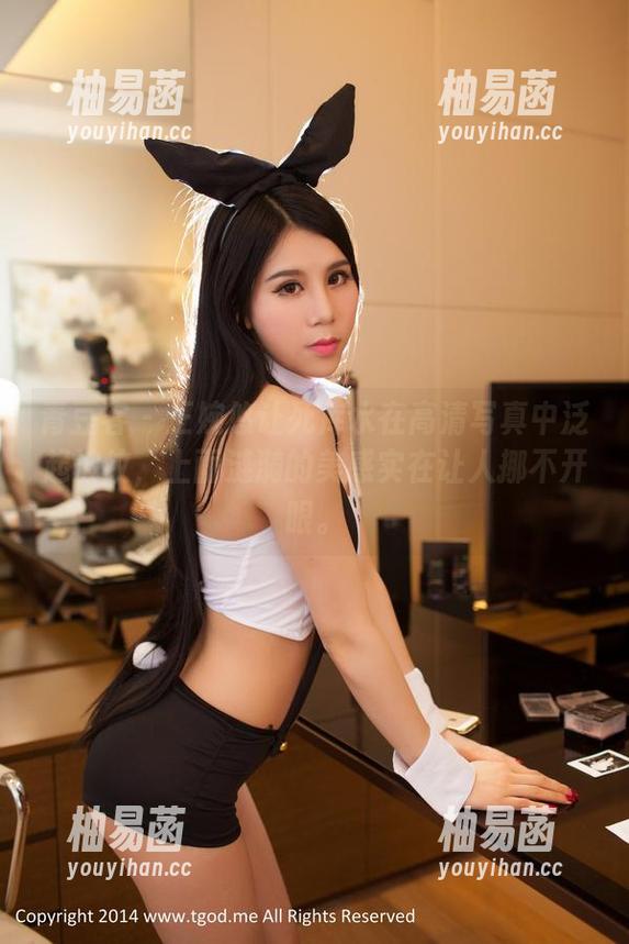 青豆客 - 王婉悠让死库水在高清写真中泛起波纹，上面涟漪的美感实在让人挪不开眼。