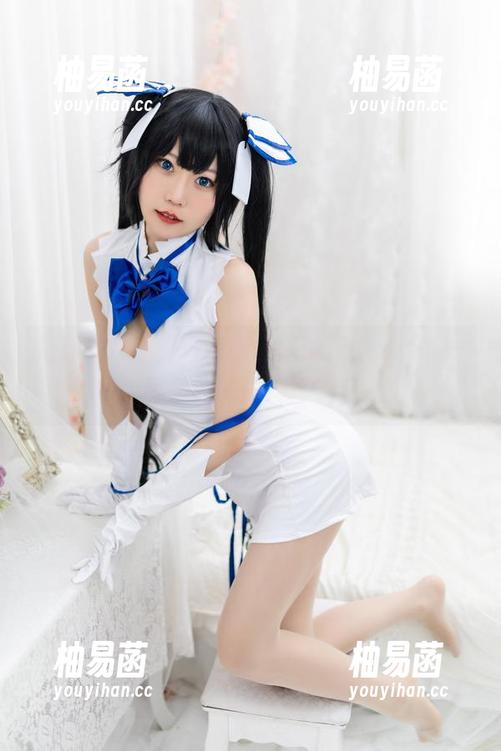 最新的作品，香草喵露露的厨娘cos——不说，画面里的味道就开始飘了出去。