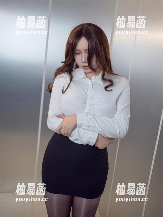 来了来了！麻花麻花酱的2023年cos套图系列，快来围观！